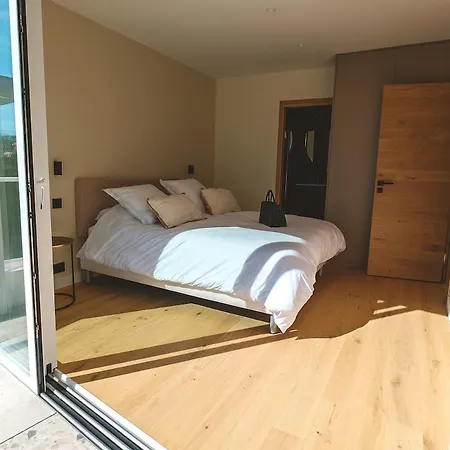 Villa Les Pins - Royan, 350 Metres De La