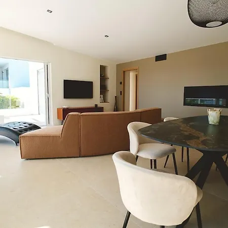 Villa Les Pins - Royan, 350 Metres De La